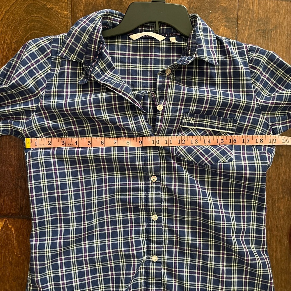 Victoria’s Secret Boyfriend Sleep Shirt - Picture 8 of 9